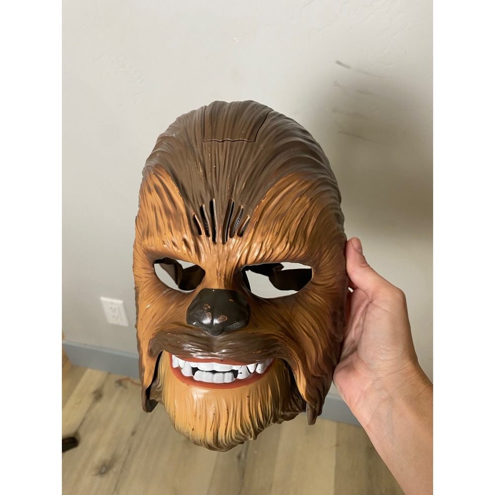 Star Wars Chewbacca Electronic Roar Mask Wookiee Sounds Kids Costume Brown